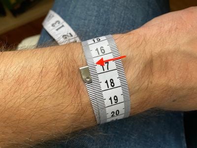Guide to Average Wrist Size: Finding the Perfect Fit for Men, Women, and Teens